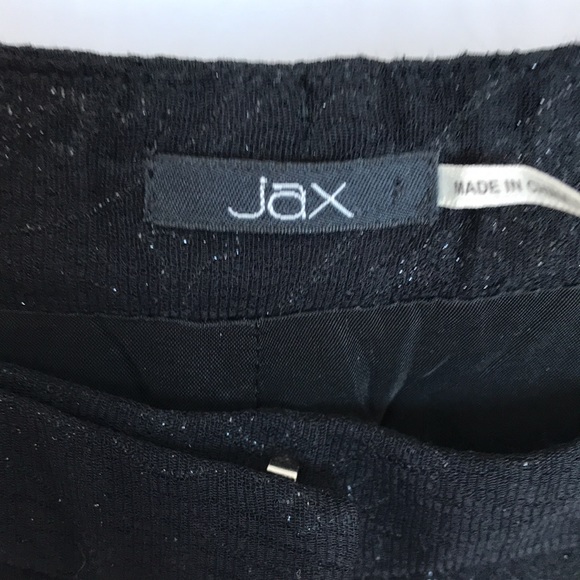 Wide leg lightweight dress pants with subtle print - Picture 2 of 5